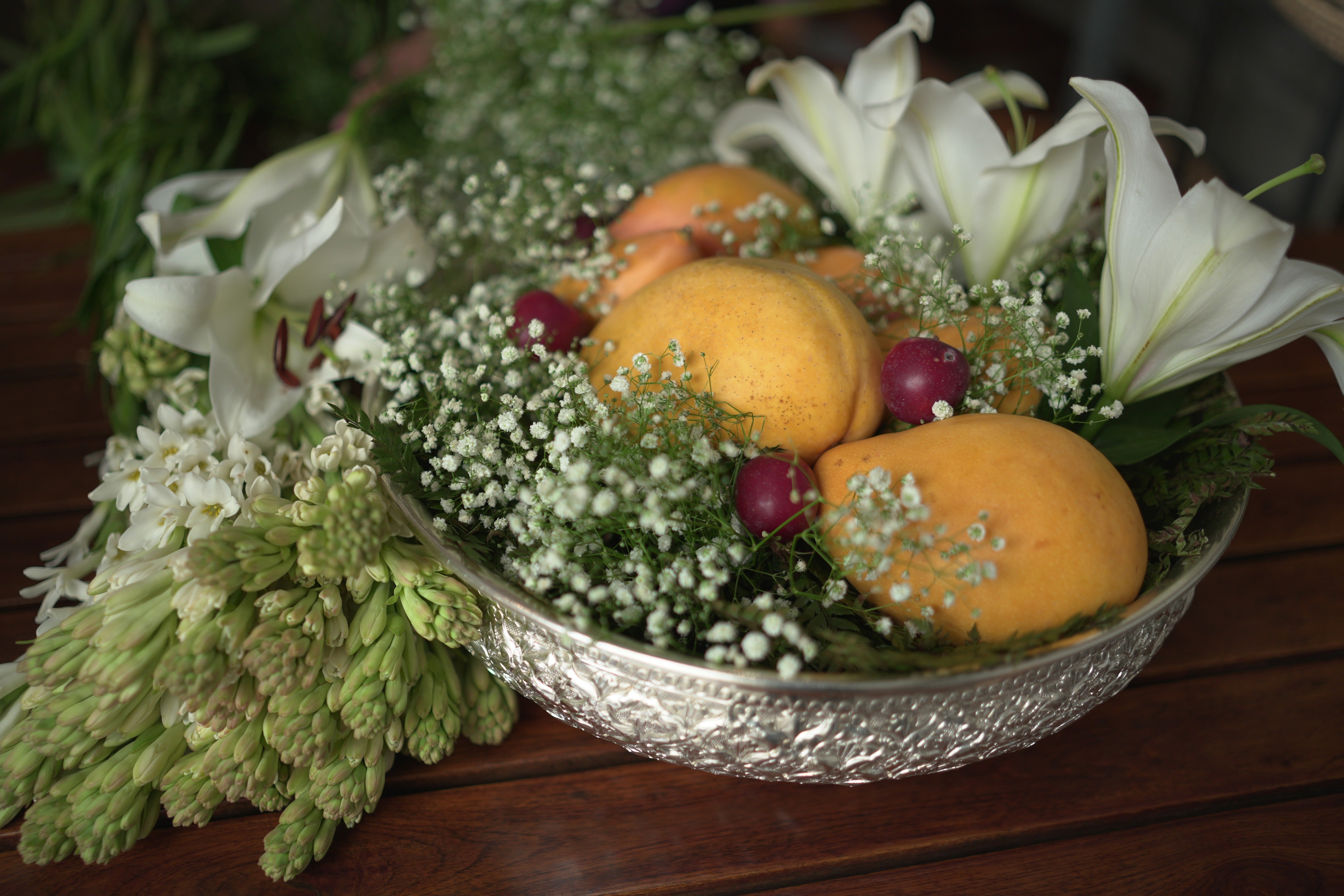 Silver Floral Urli Fruit Hamper - Image 4