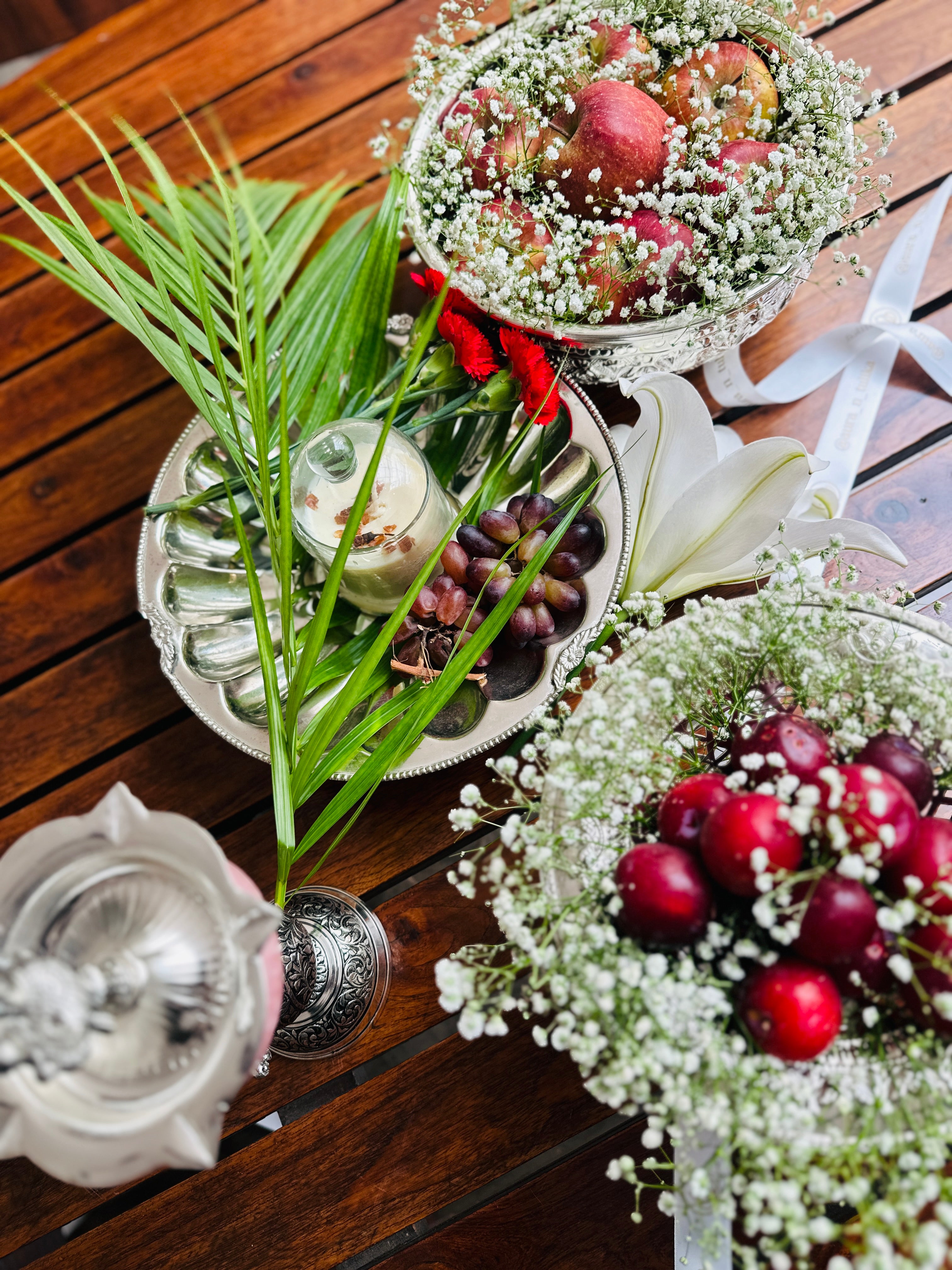 Silver Urli Fruit and Candle Festive Hamper - Image 2