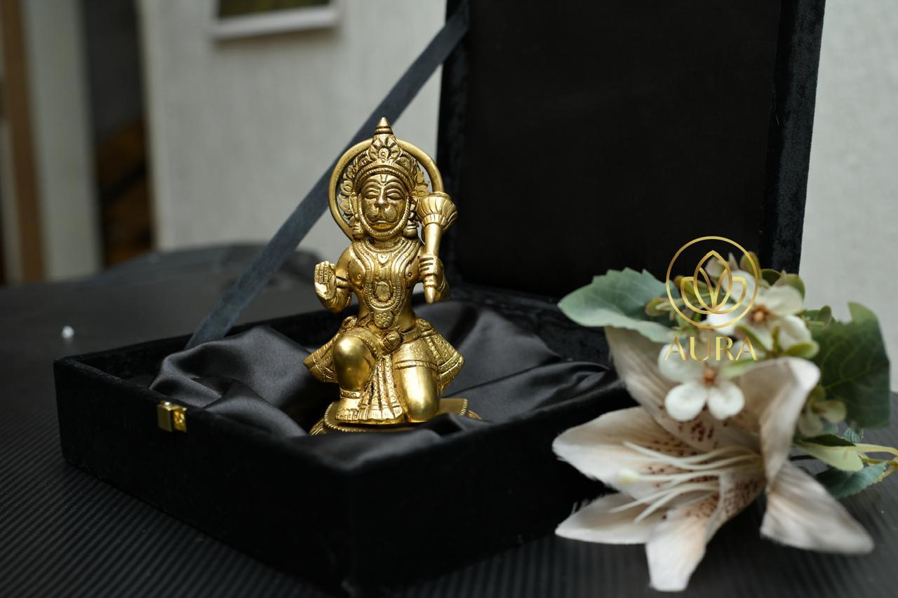 Brass Lakshmi Ji Idol with Premium Gift Box - Image 1