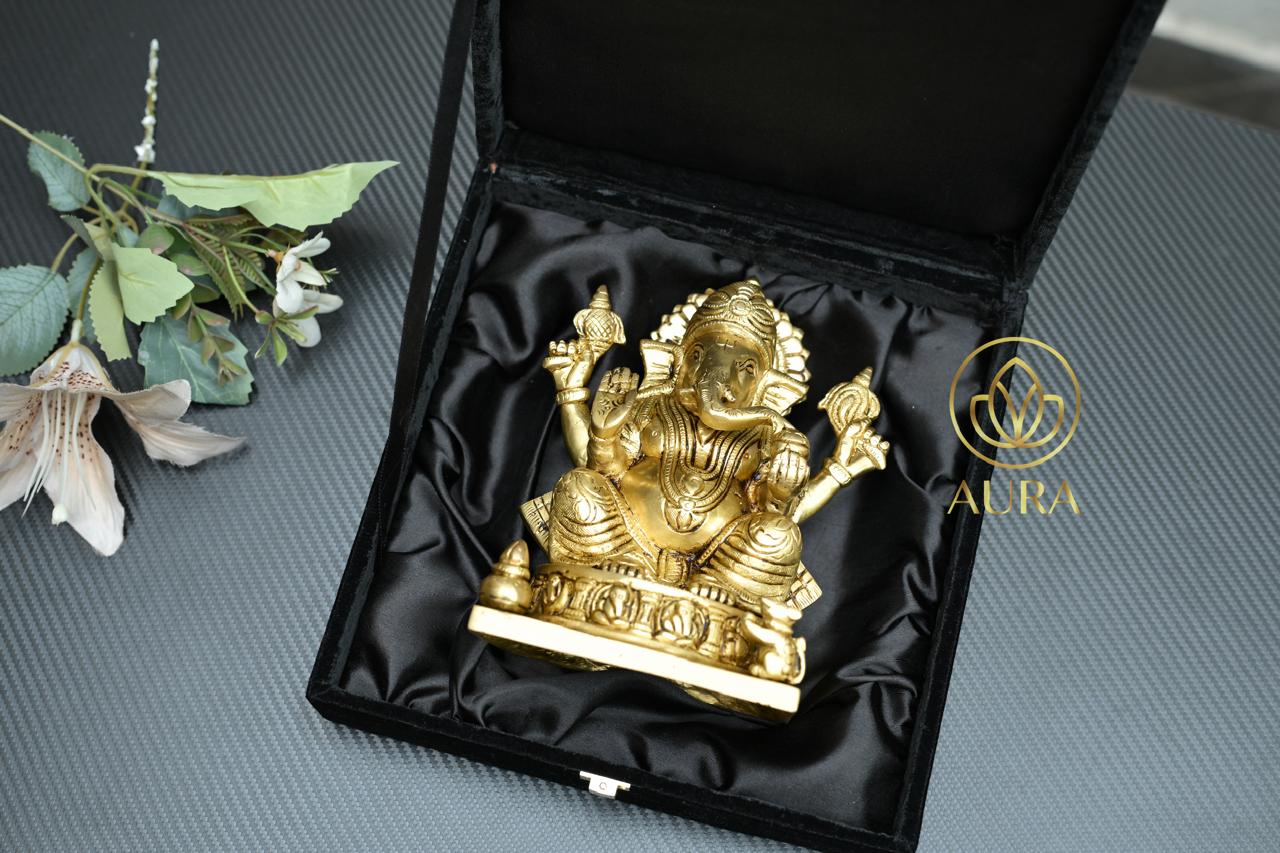 Brass Ganesh Ji Idol with Premium Gift Box - Image 2