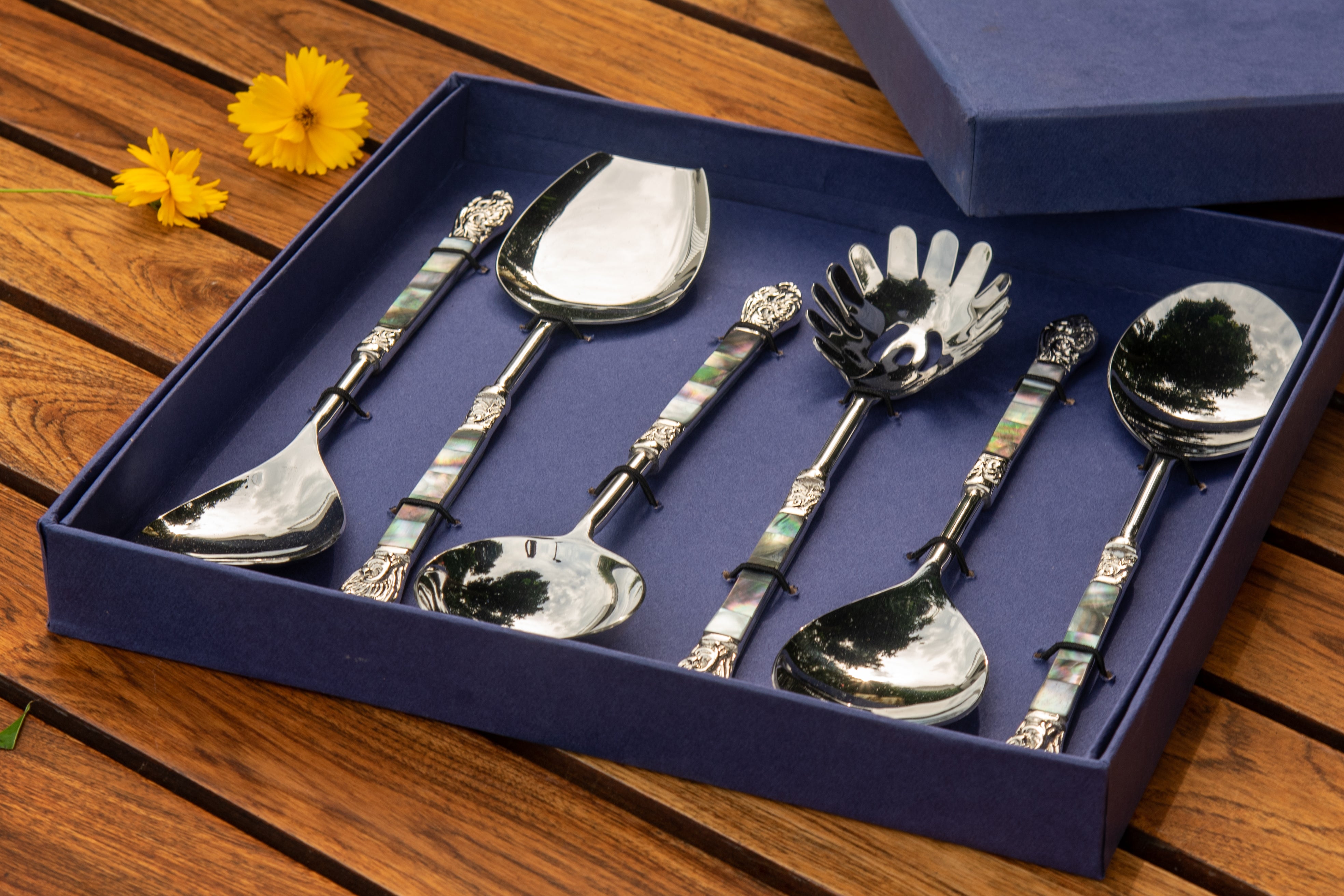 Aura Mother of Pearl Handle Serving Spoon Set