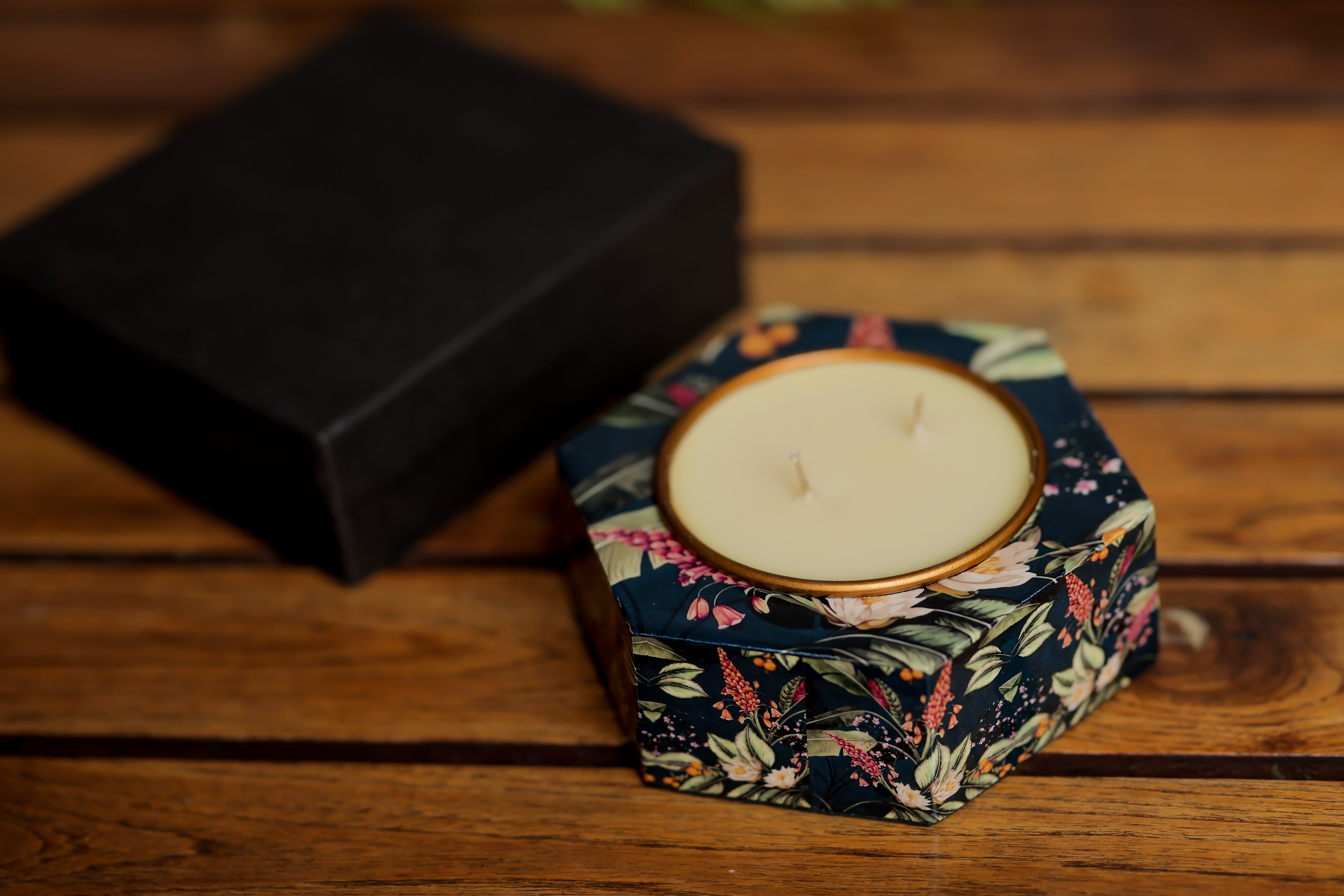 Hexagon Refillable Candle – Assorted Prints