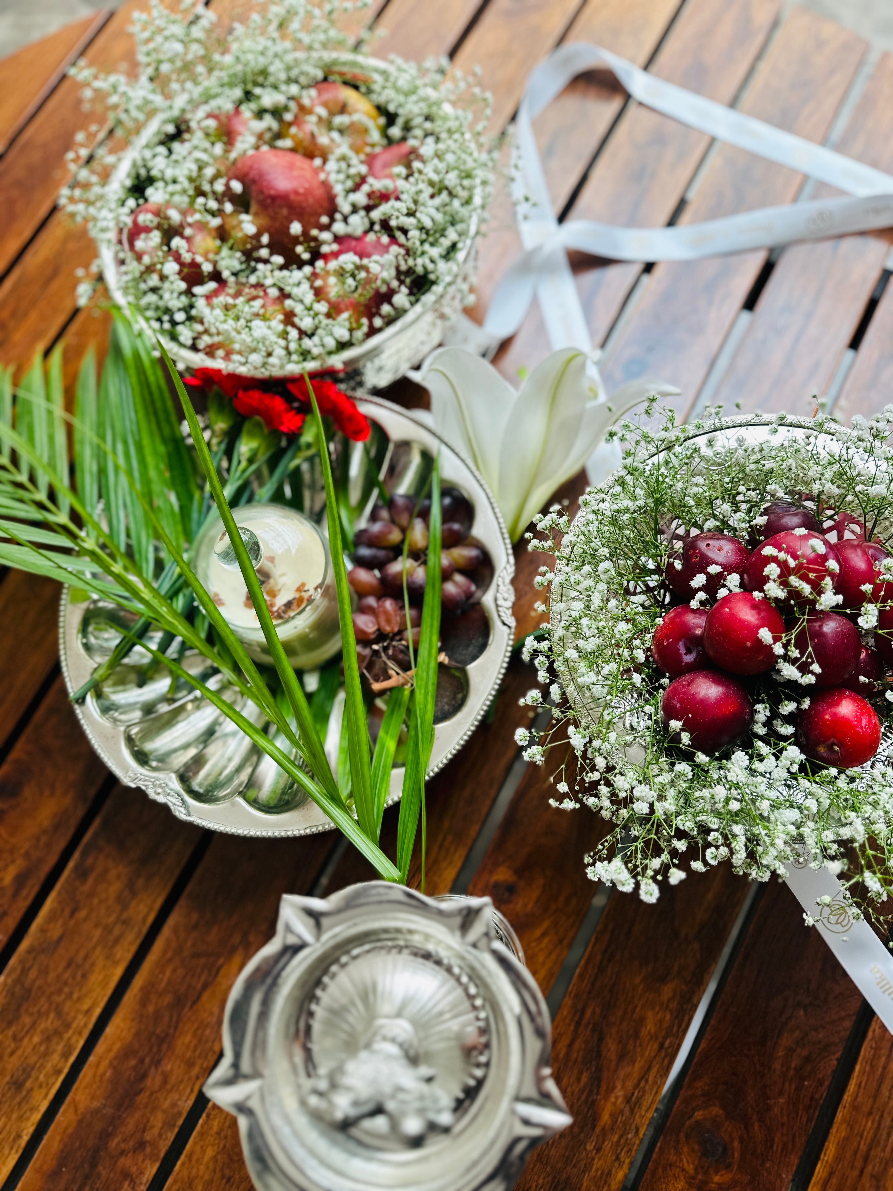 Silver Urli Fruit and Candle Festive Hamper - Image 3