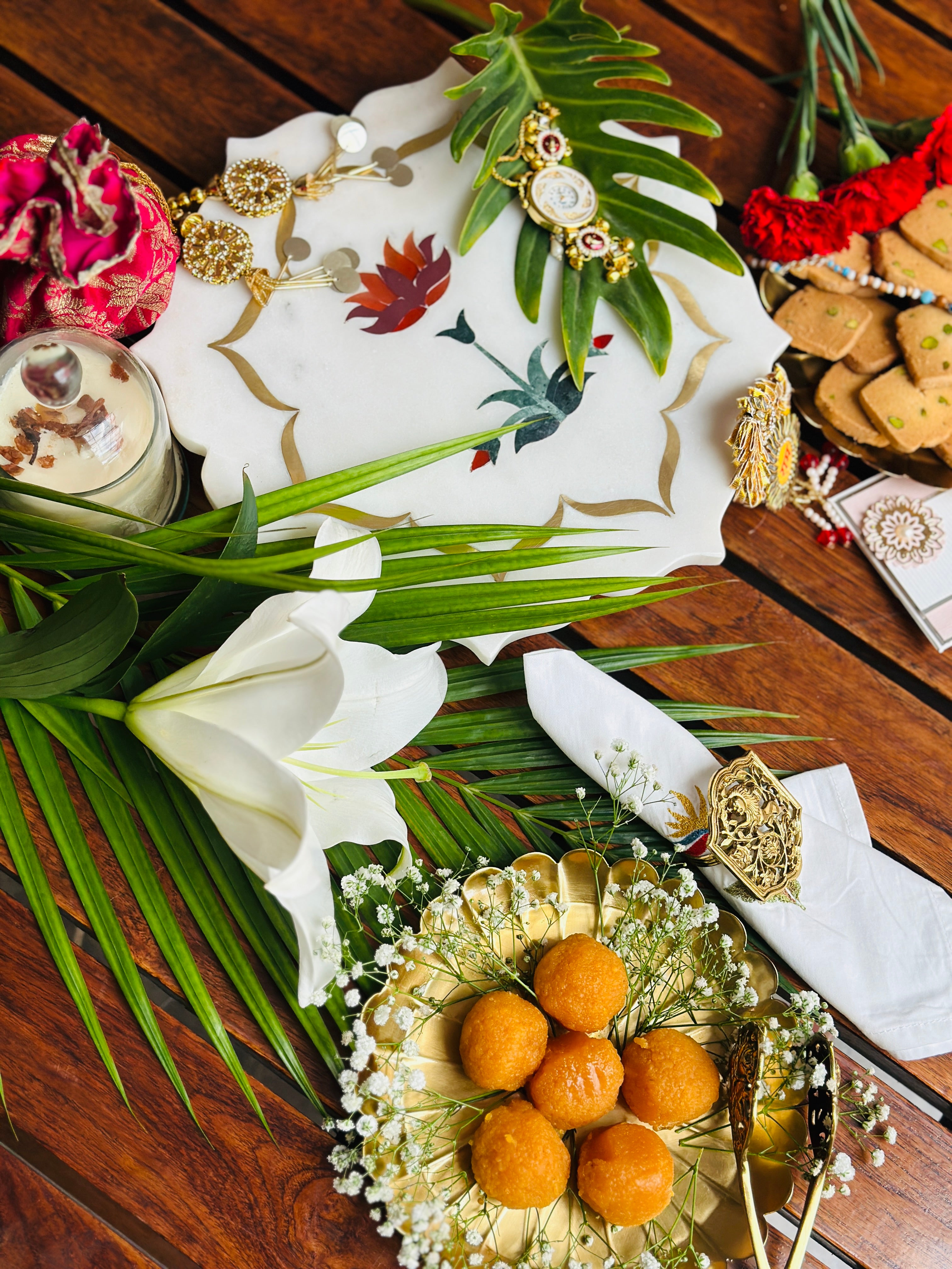 Pichwai Rakhi Puja Thali Hamper - Image 3